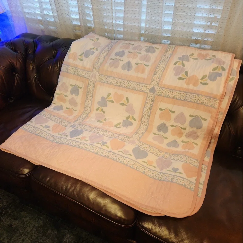 Patchwork Grandma Country Cottage Farmhouse Quilt Coverlet Hearts Queen Pink VTG